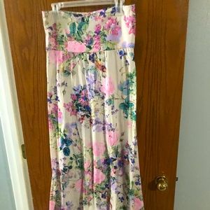 Beautiful Flower Pattern Long skirt/dress